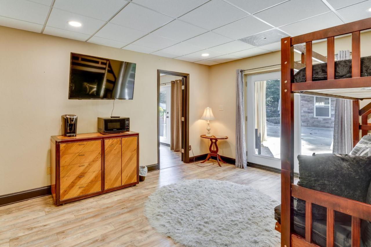 Pet-Friendly Hickory Vacation Rental With Fire Pit! Exterior photo